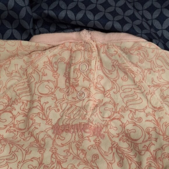 rocawear onesie 6-9 months - Picture 7 of 10